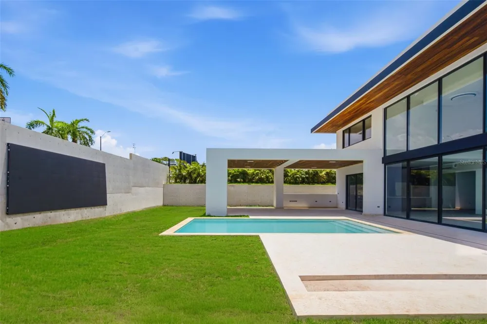 45 SERENO Guaynabo, PR 00969