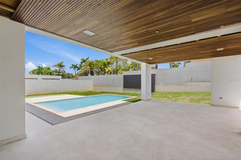 45 SERENO Guaynabo, PR 00969