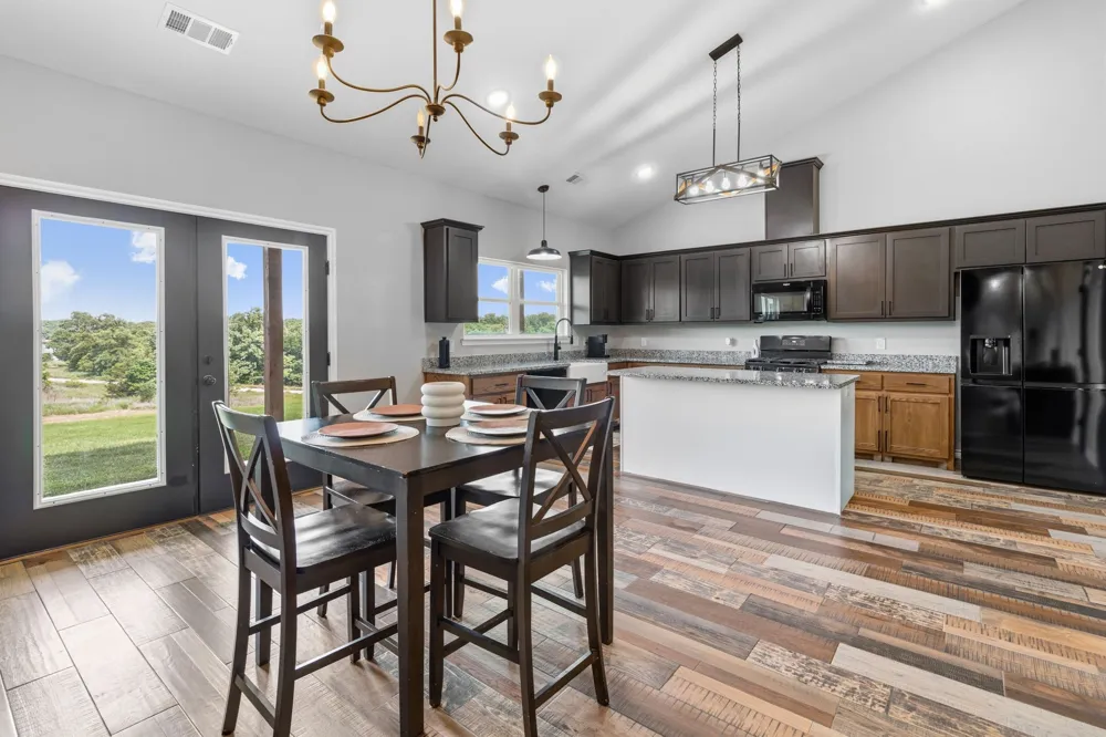 688 Sandstone Court Sunset, TX 76270