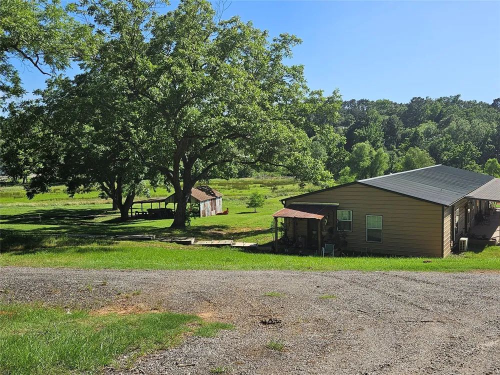 13597 County Road 35 Tyler, TX 75706