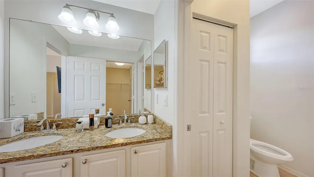 5001 BARALDI CIRCLE #22-202 Sarasota, FL 34235