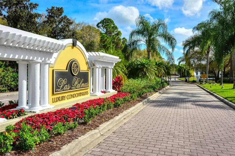 5001 BARALDI CIRCLE #22-202 Sarasota, FL 34235