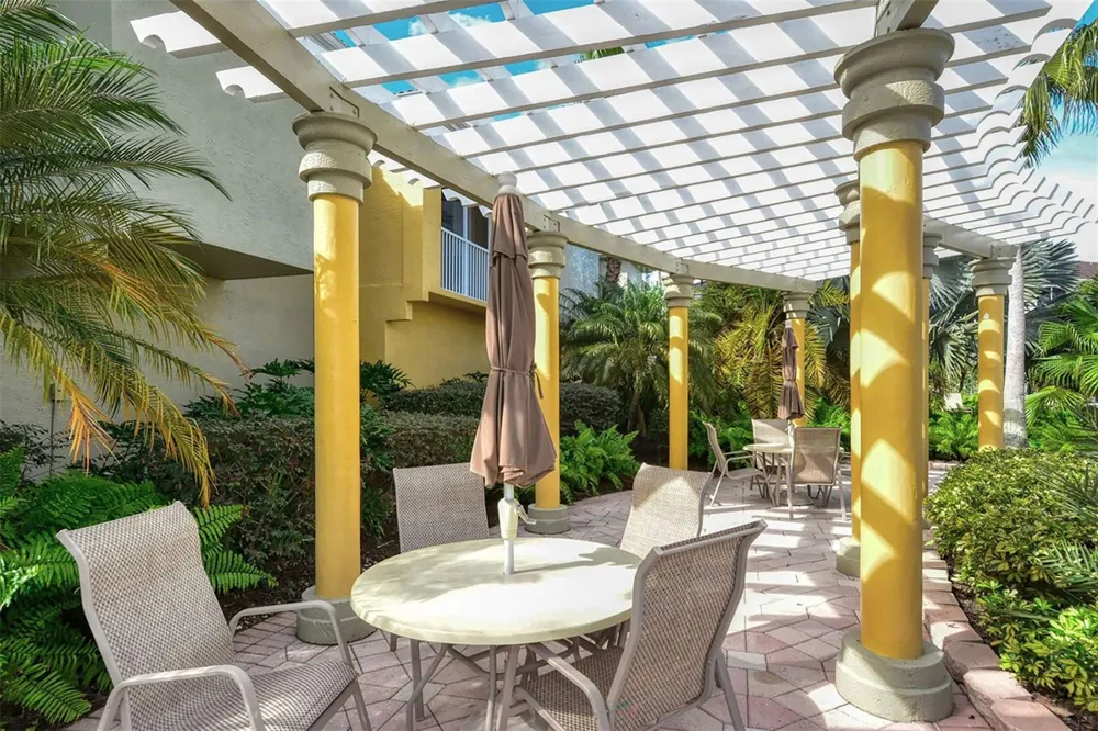 5001 BARALDI CIRCLE #22-202 Sarasota, FL 34235