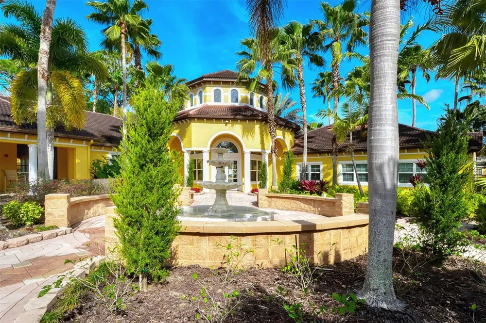 5001 BARALDI CIRCLE #22-202 Sarasota, FL 34235