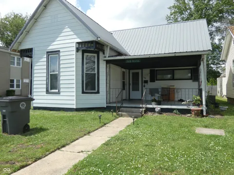 528 W 5th Street
