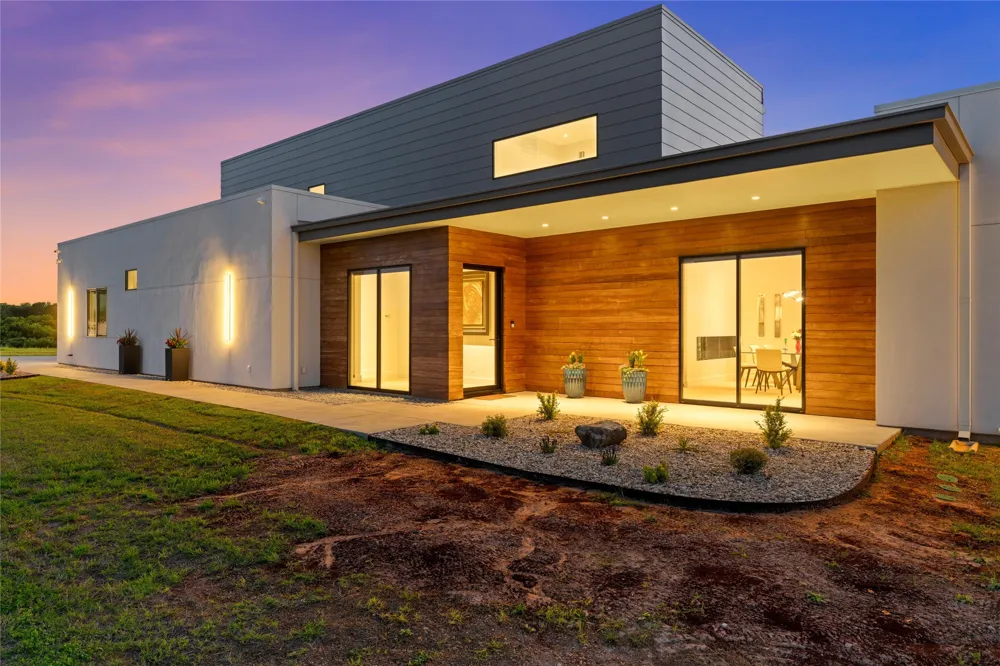 356 Bold Springs Court West, TX 76691