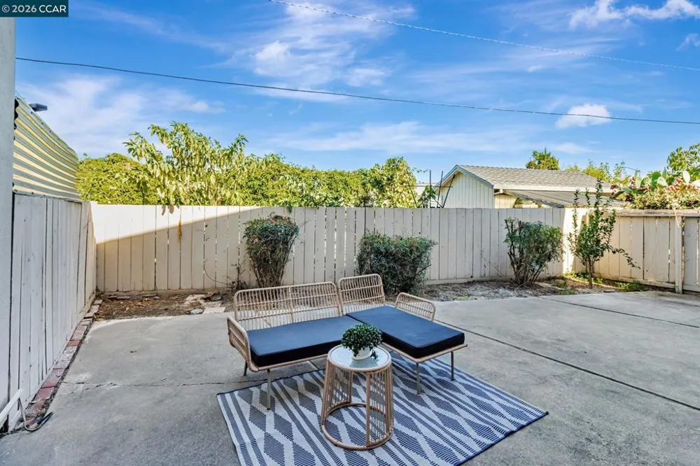 820 Hooshang Ct Cupertino, CA 95014