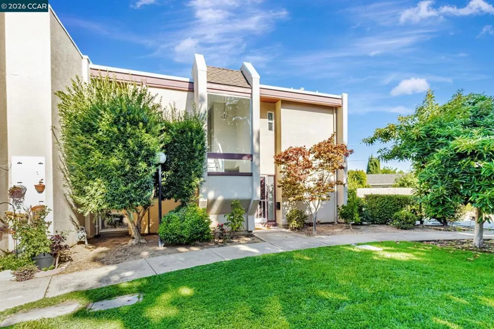 820 Hooshang Ct Cupertino, CA 95014