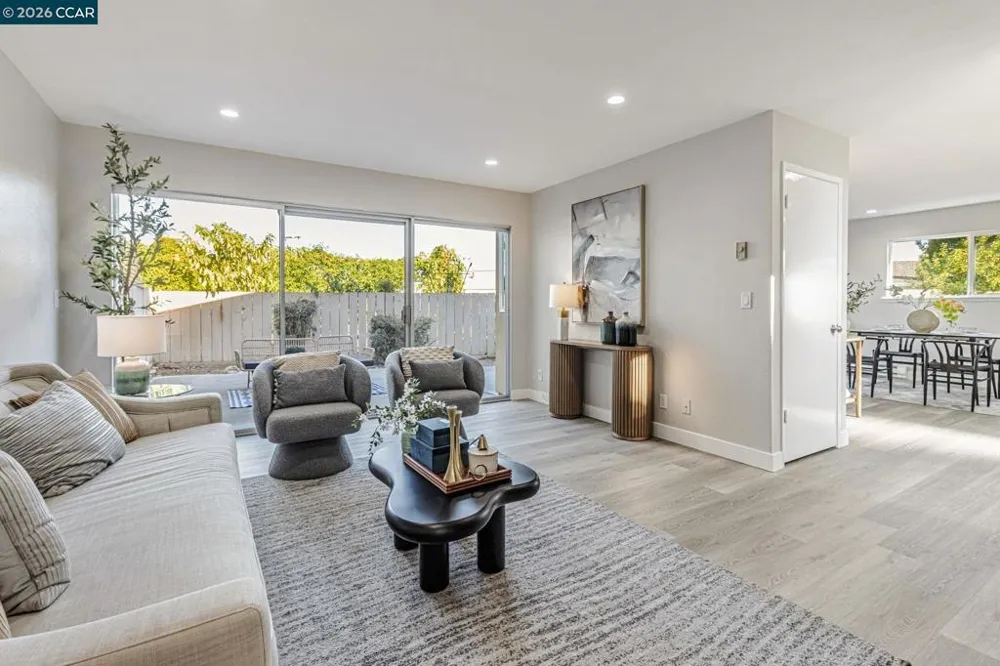 820 Hooshang Ct Cupertino, CA 95014