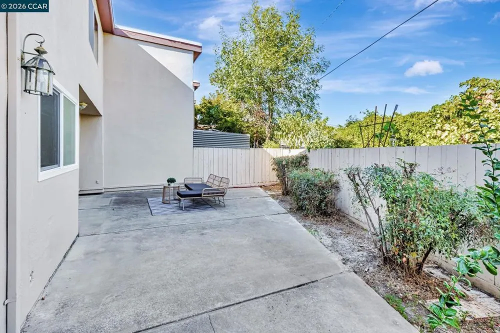 820 Hooshang Ct Cupertino, CA 95014