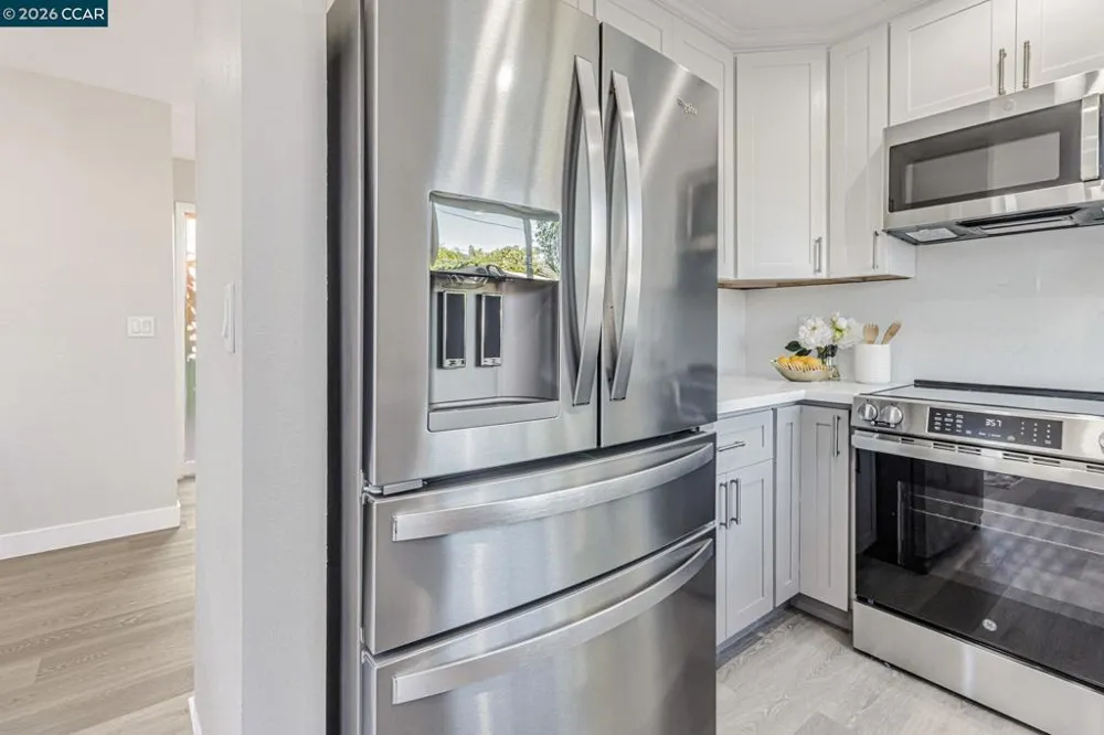 820 Hooshang Ct Cupertino, CA 95014