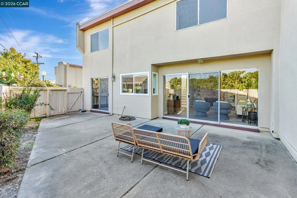 820 Hooshang Ct Cupertino, CA 95014