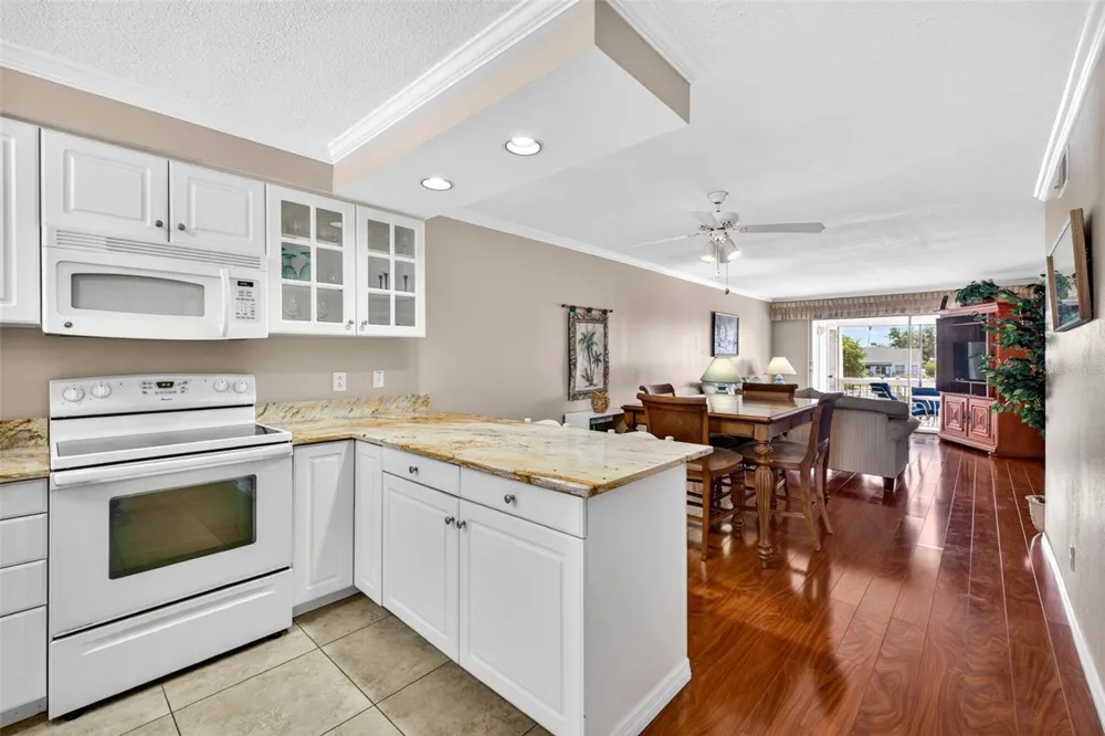 1008 APOLLO BEACH BOULEVARD #206 Apollo Beach, FL 33572