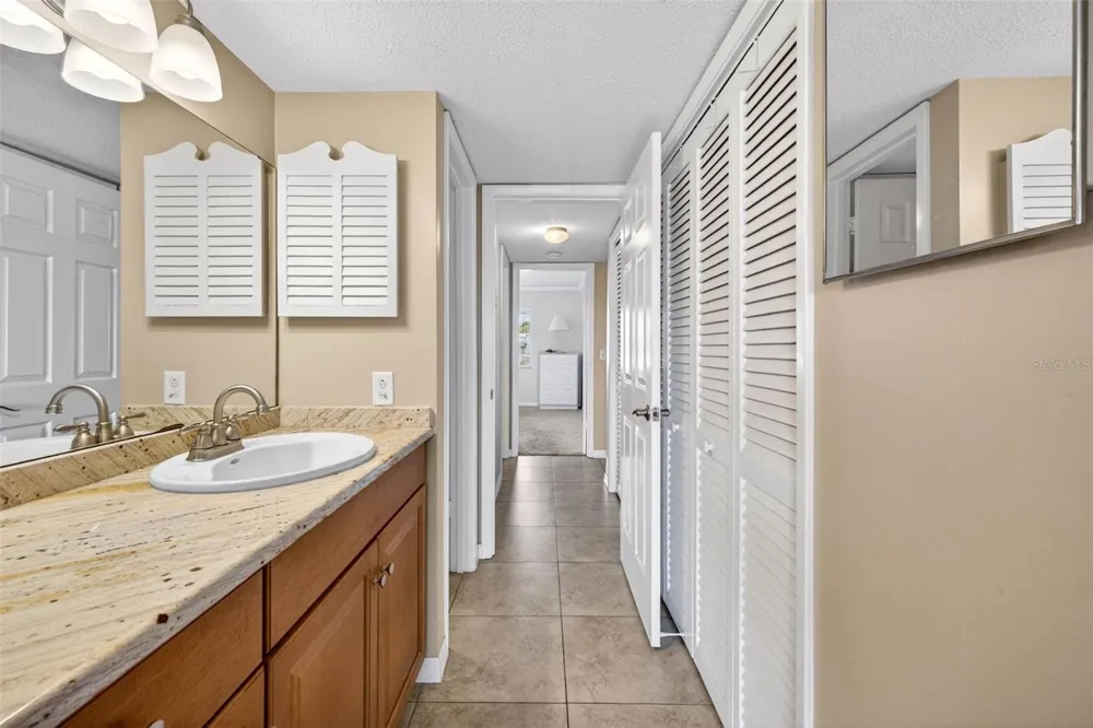 1008 APOLLO BEACH BOULEVARD #206 Apollo Beach, FL 33572