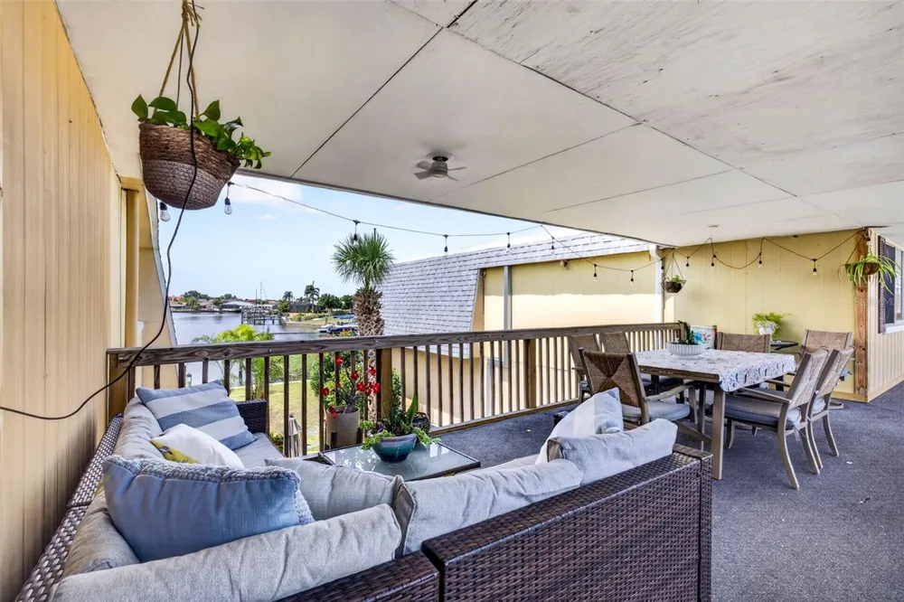 1008 APOLLO BEACH BOULEVARD #206 Apollo Beach, FL 33572