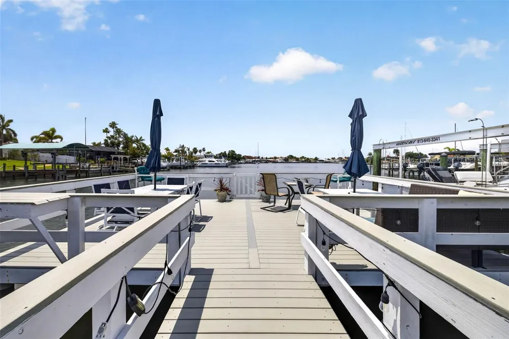 1008 APOLLO BEACH BOULEVARD #206 Apollo Beach, FL 33572