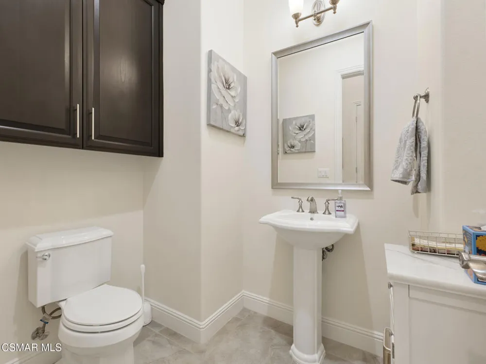 11290 Crenshaw Street Moorpark, CA 93021