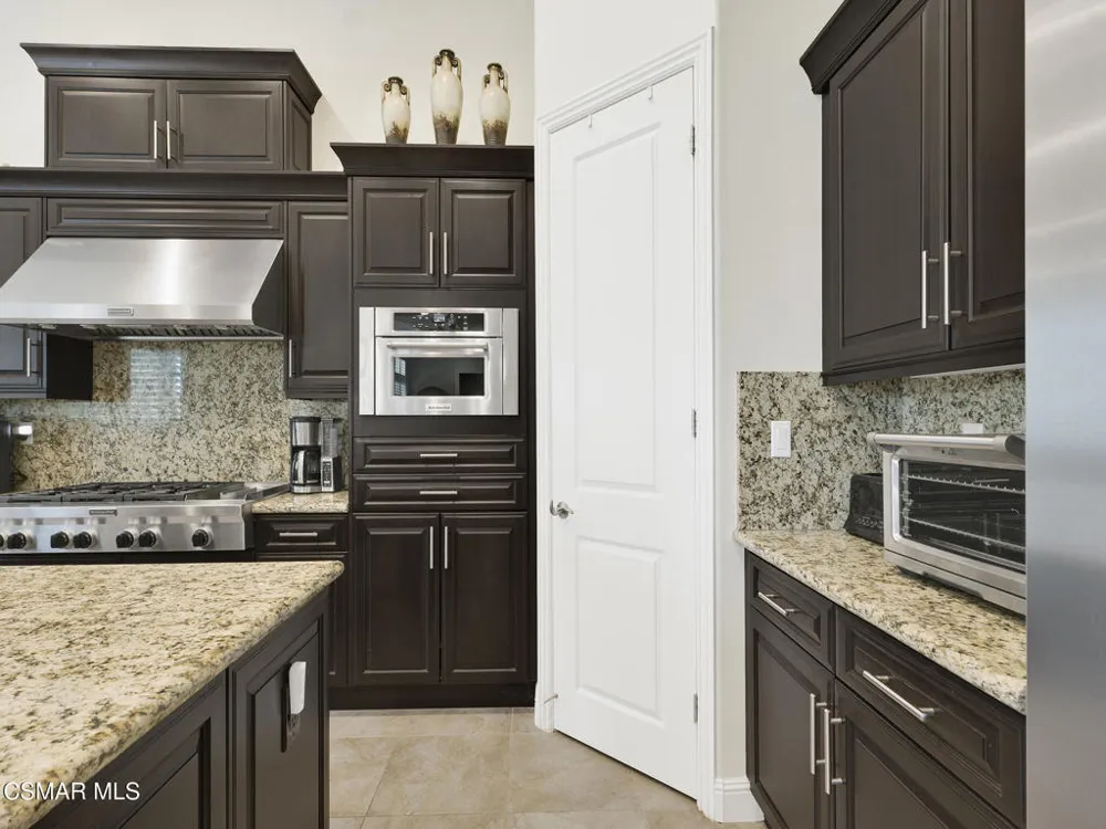 11290 Crenshaw Street Moorpark, CA 93021
