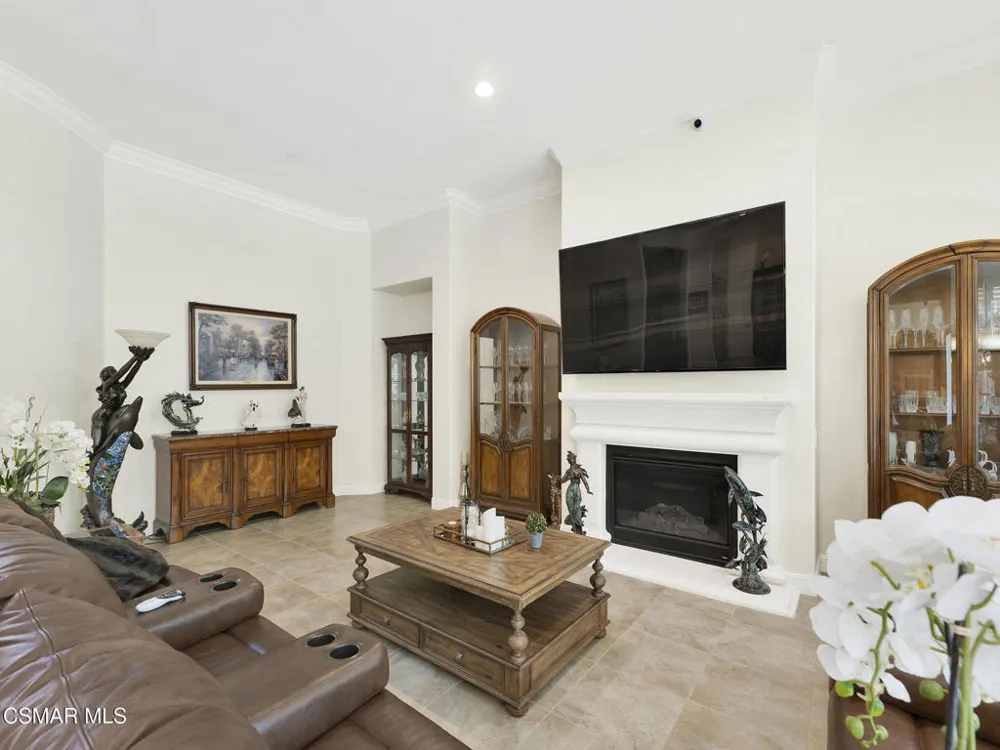11290 Crenshaw Street Moorpark, CA 93021