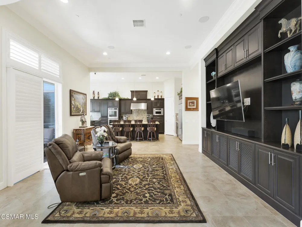 11290 Crenshaw Street Moorpark, CA 93021