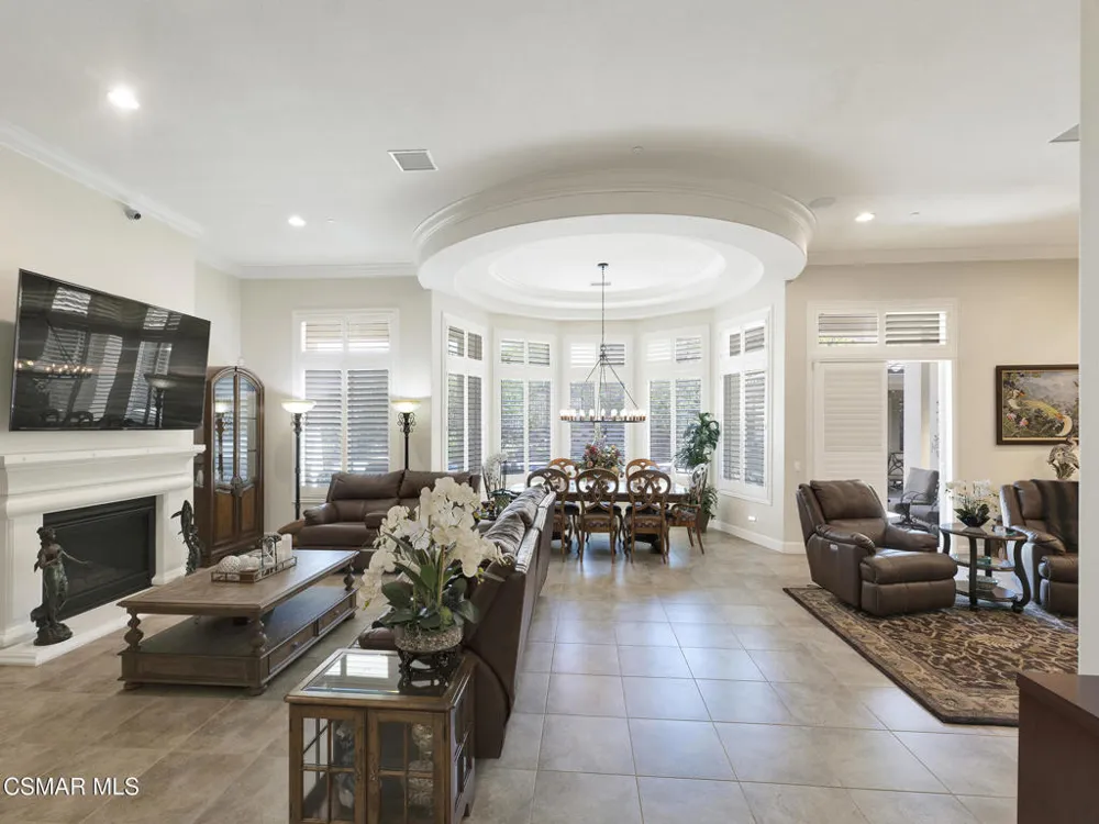 11290 Crenshaw Street Moorpark, CA 93021