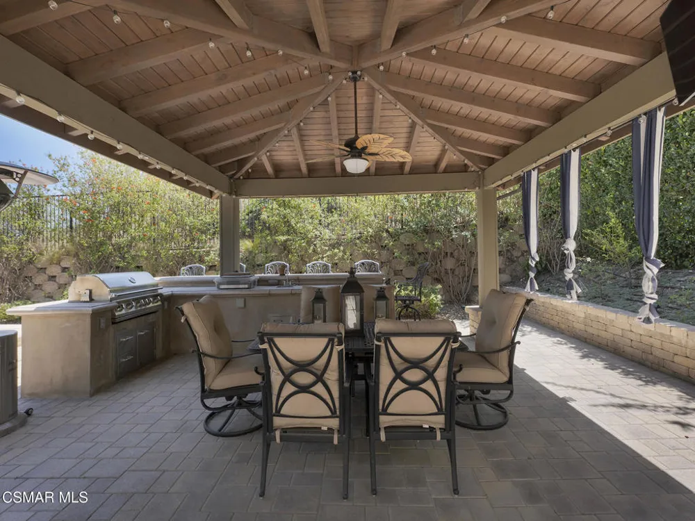 11290 Crenshaw Street Moorpark, CA 93021