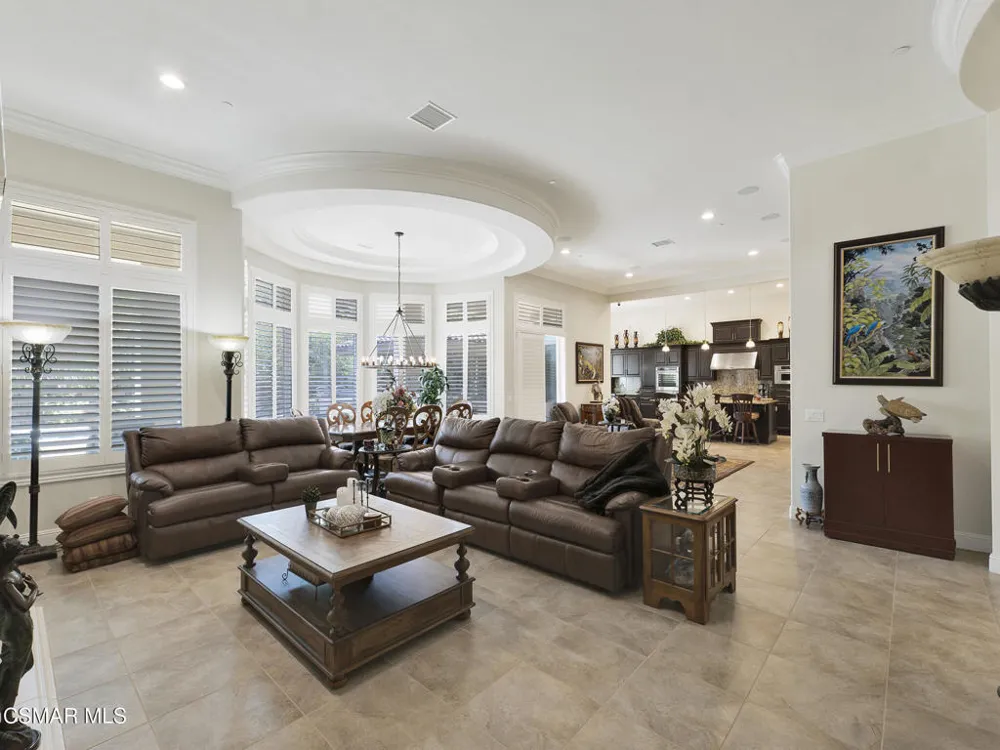 11290 Crenshaw Street Moorpark, CA 93021