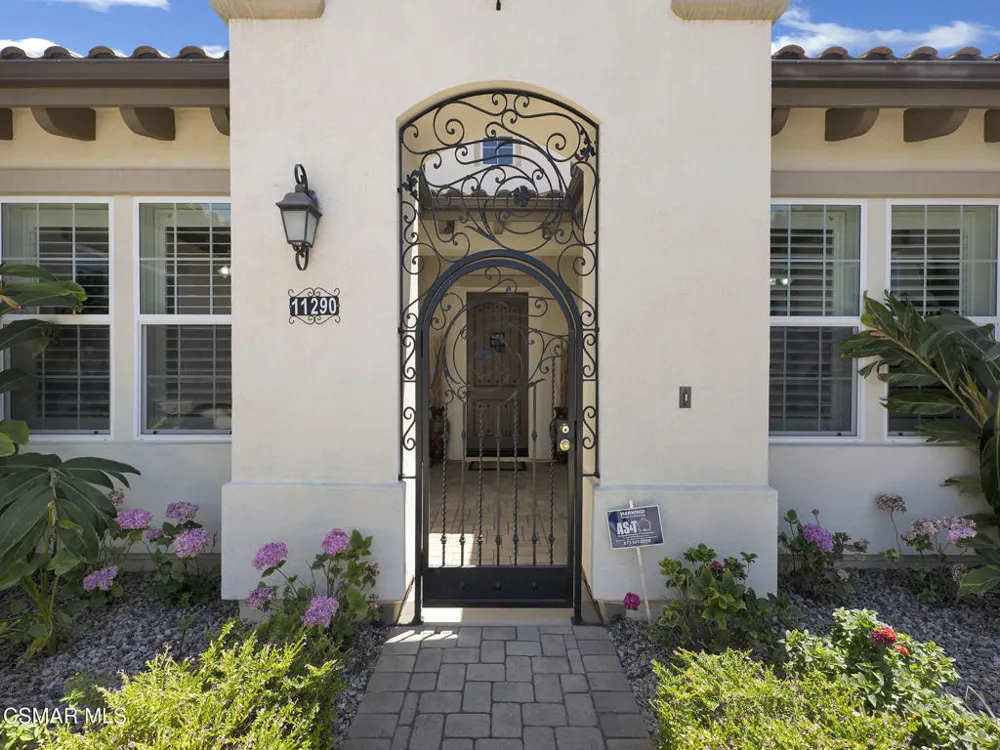11290 Crenshaw Street Moorpark, CA 93021