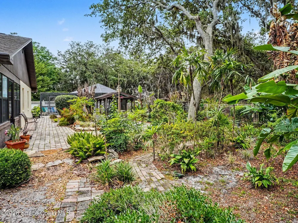 4870 Citrus Oak Lane St. Cloud, FL 34771