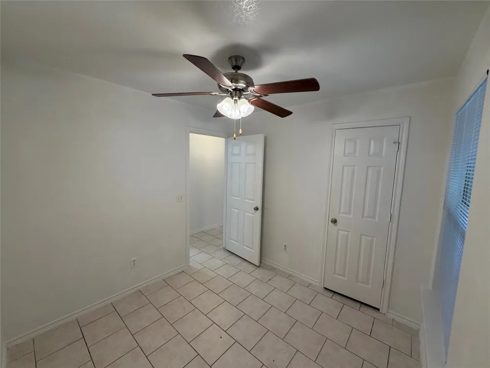 5500 David Strickland Road Fort Worth, TX 76119