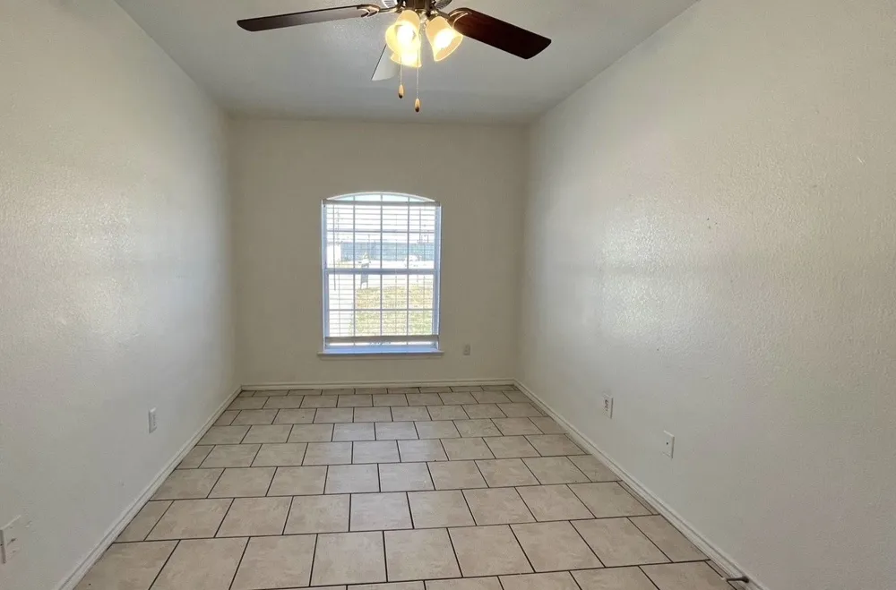 5500 David Strickland Road Fort Worth, TX 76119