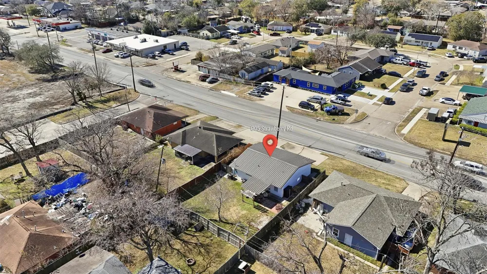 2205 Strawberry Road Pasadena, TX 77502