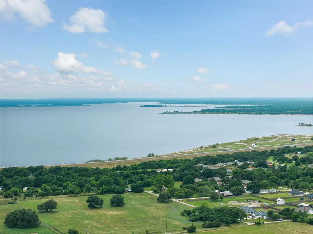 120 Avenue M Somerville, TX 77879