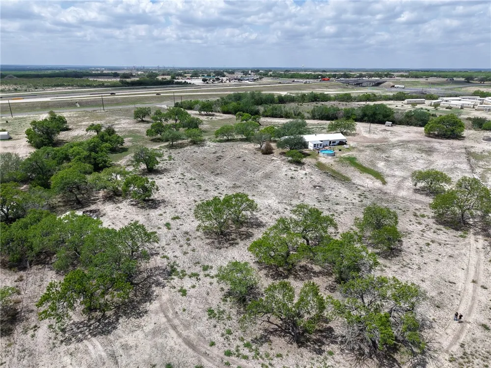 3010 N. Interstate 37 Access Three Rivers, TX 78071