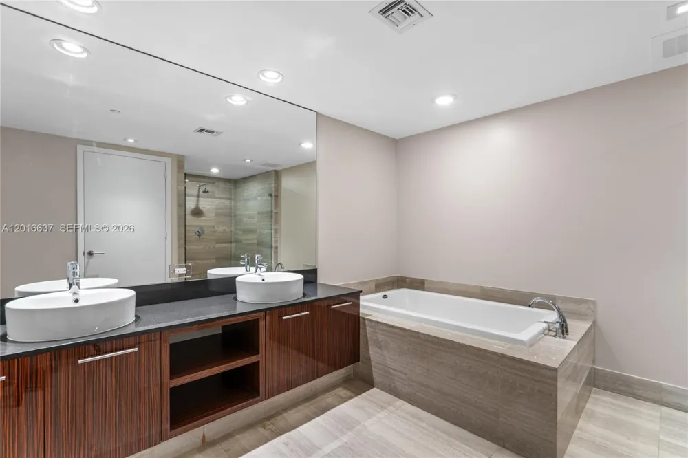3951 S Ocean Dr #1002 Hollywood, FL 33019