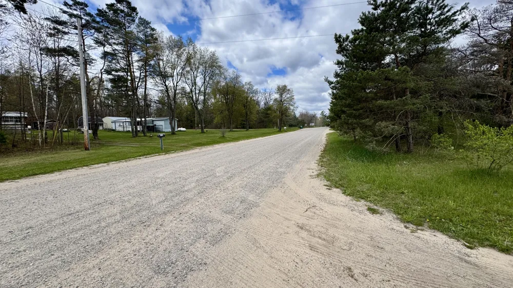 1496 17 Mile Road Marion, MI 49665