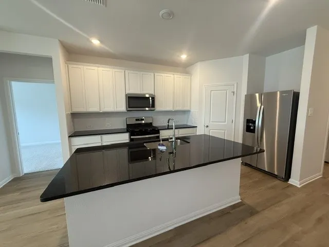 140 Woodbrook Drive Georgetown, TX 78674