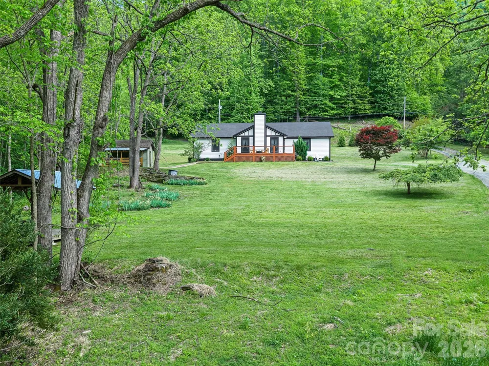 101 Waterwheel Drive Green Mountain, NC 28740