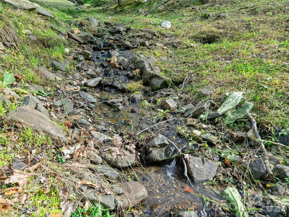101 Waterwheel Drive Green Mountain, NC 28740