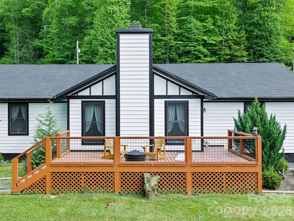 101 Waterwheel Drive Green Mountain, NC 28740