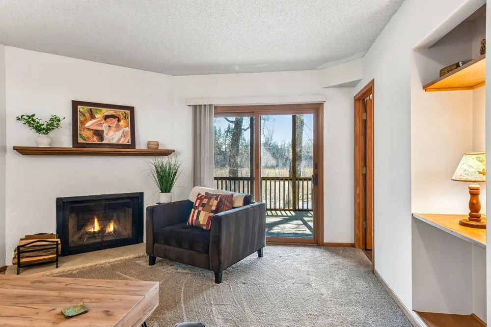 5542 Rowland Road Hopkins, MN 55343
