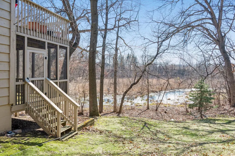 5542 Rowland Road Hopkins, MN 55343