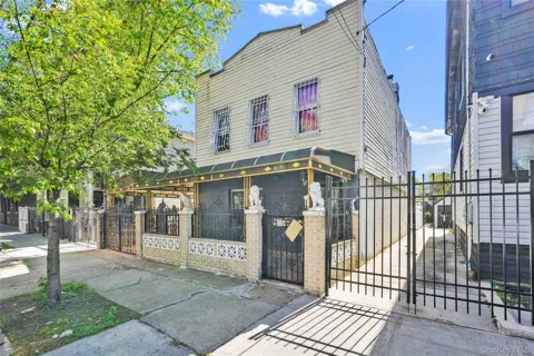722 Elton Street