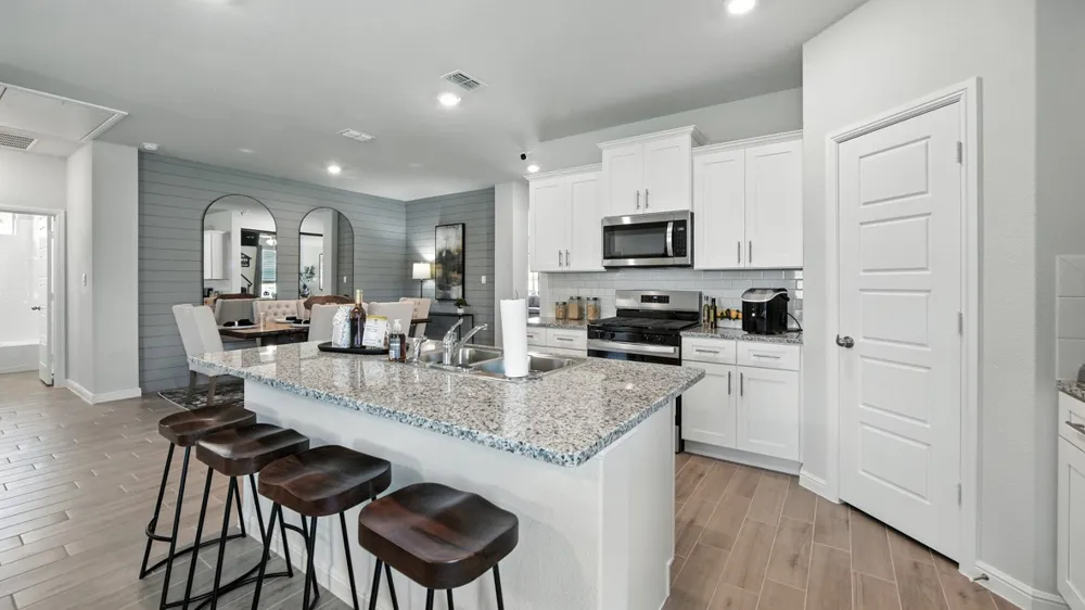 529 CRINER STREET Grandview, TX 76050