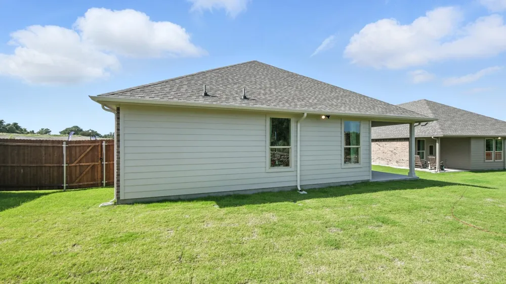 529 CRINER STREET Grandview, TX 76050