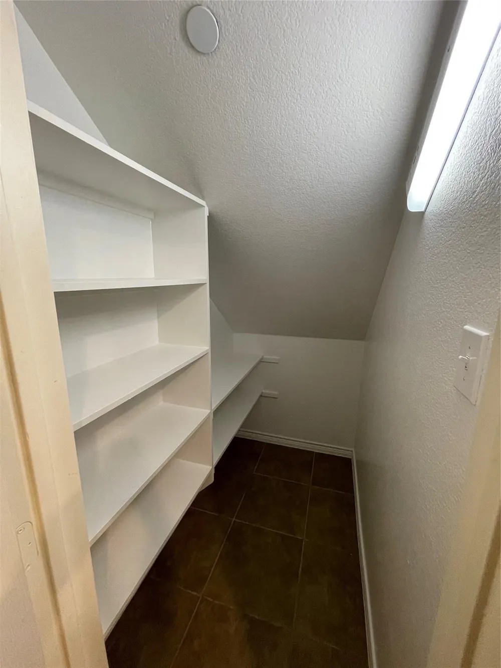 4240 Comanche Drive Carrollton, TX 75010
