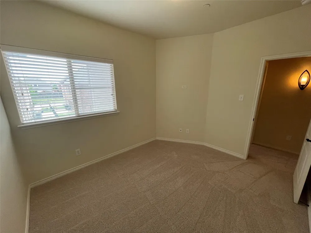 4240 Comanche Drive Carrollton, TX 75010