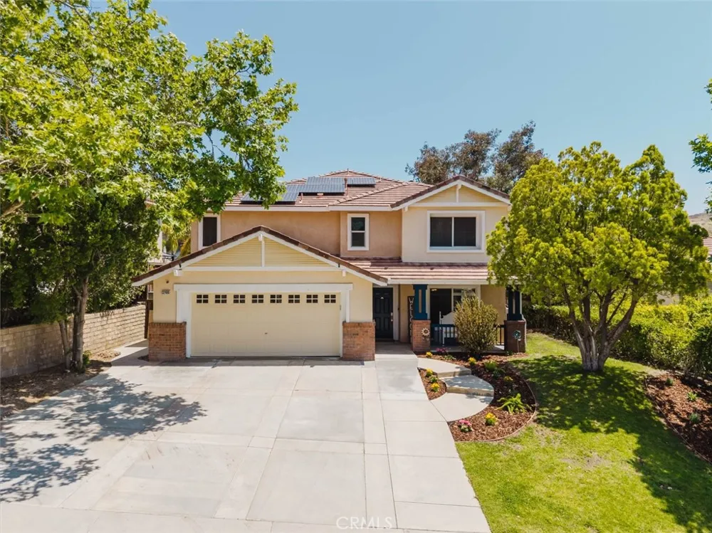 32480 The Old Road Castaic, CA 91384