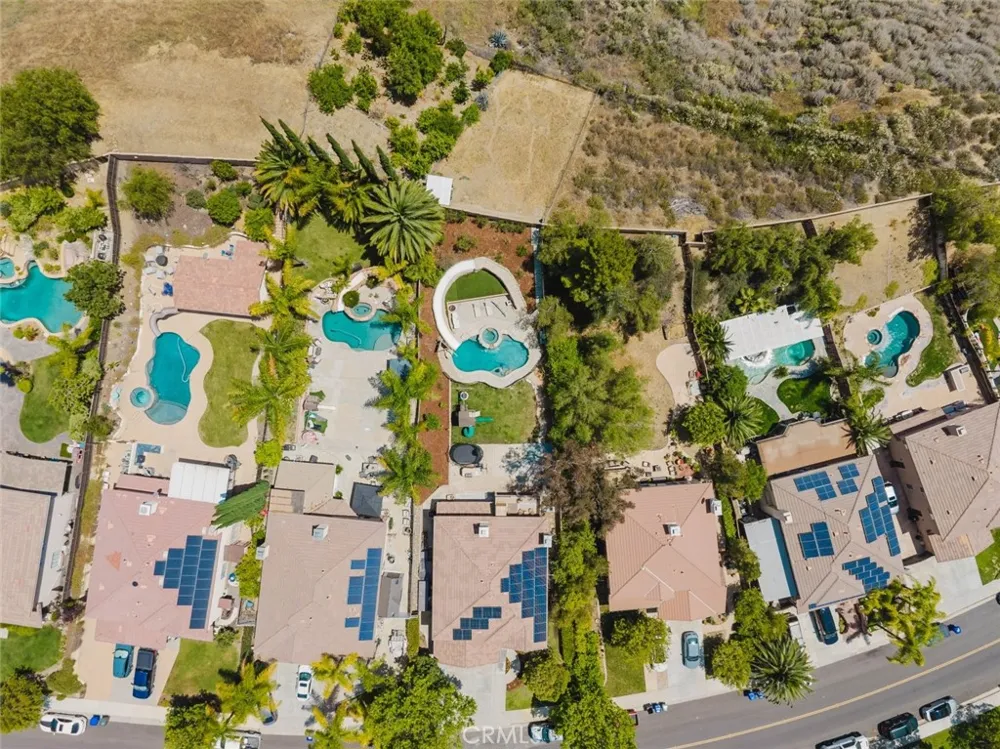 32480 The Old Road Castaic, CA 91384