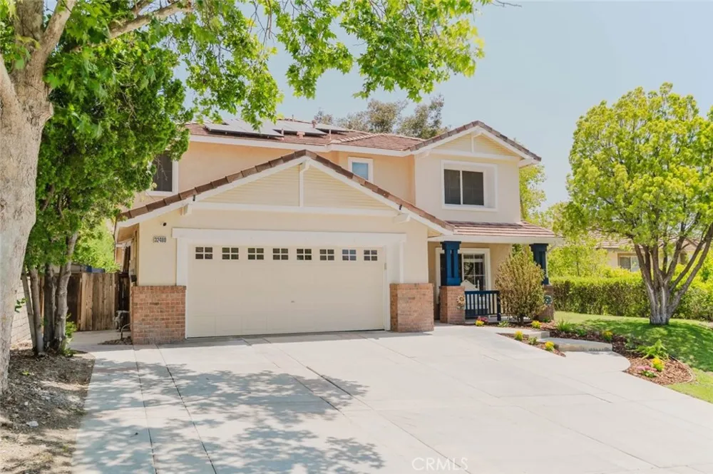 32480 The Old Road Castaic, CA 91384